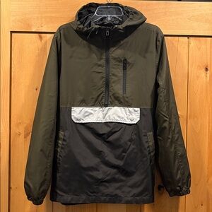 Distortion Pullover Hooded Windbreaker - Men’s Medium, Olive & Black